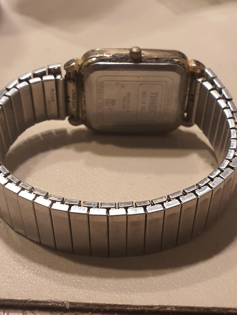 Vtg Timex Goldtone/White Stainless Steel Men's Watch w/Date